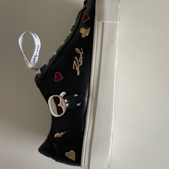 Karl Lagerfeld Black Sneakers with Heart and Cat Accents - Picture 4 of 9